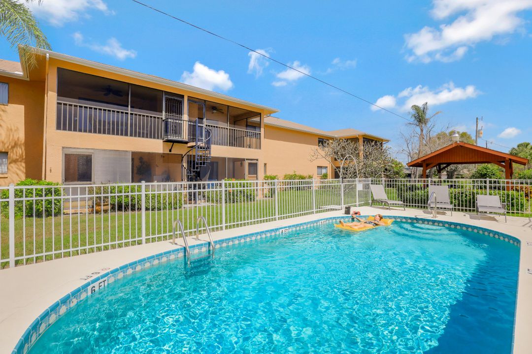 1203 SW 48th Terrace #201, Cape Coral, FL 33914