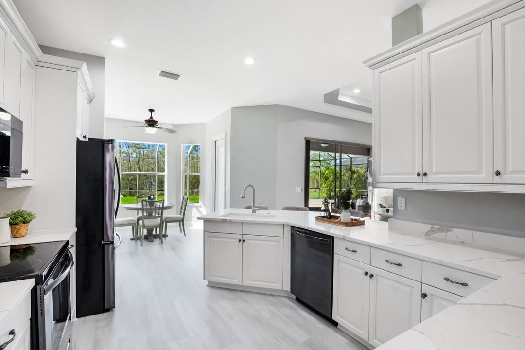 13291 Lazzaro Ct, Estero, FL 33928