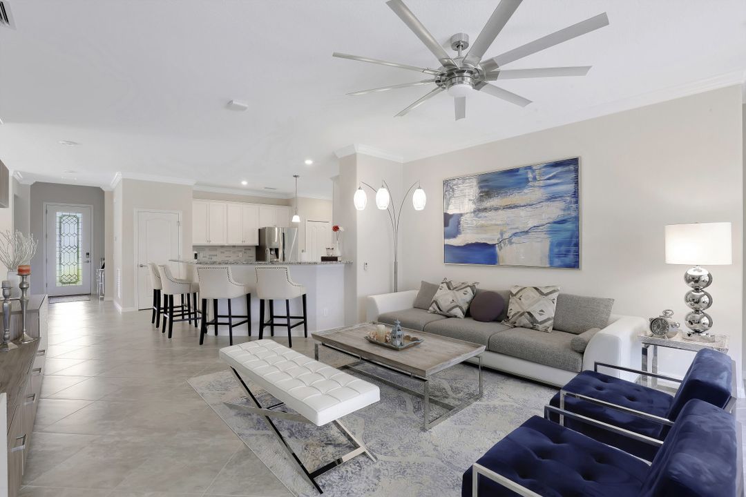 4580 Tamarind Way, Naples, FL 34119