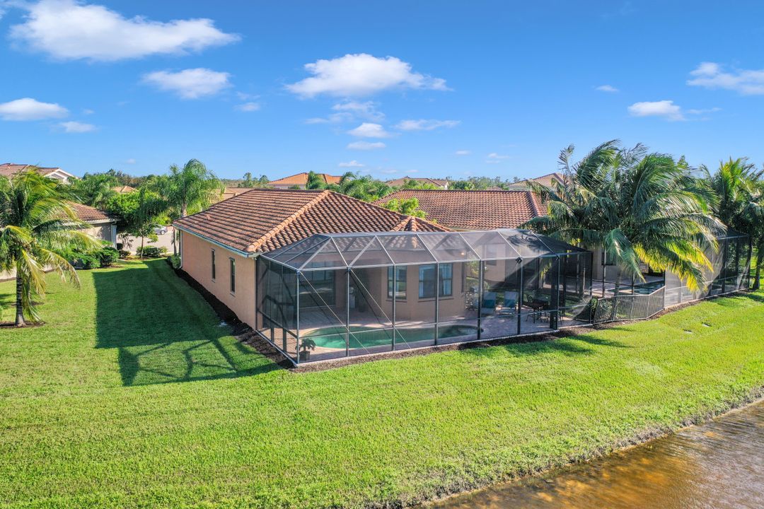 3533 Sungari Ct, Naples, FL 34119