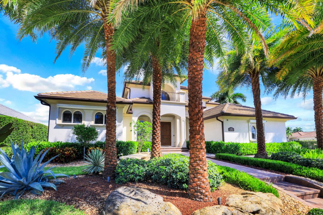 431 Swiss Ct, Marco Island, FL 34145