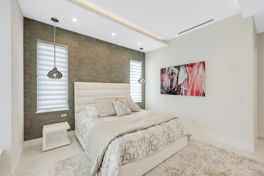 5084 Sorrento Ct, Cape Coral, FL 33904