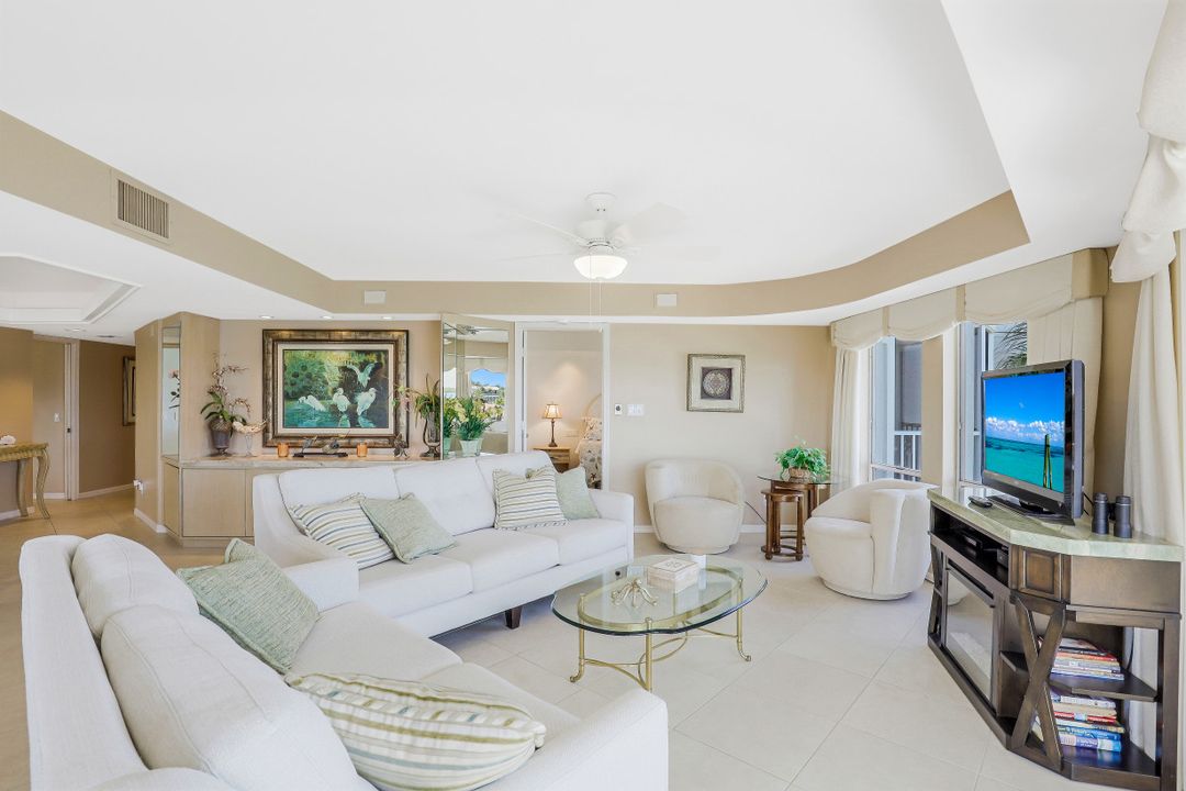 991 N Barfield Dr #308, Marco Island, FL 34145