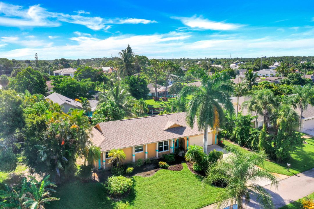 27011 Homewood Dr, Bonita Springs, FL 34135