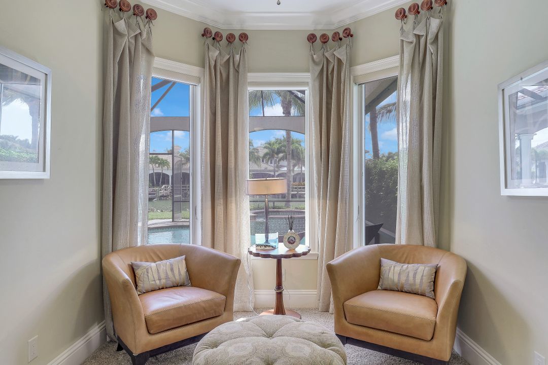 10610 Via Milano Dr, Miromar Lakes, FL 33913