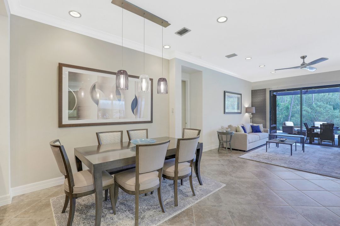 3367 Pacific Dr, Naples, FL 34119