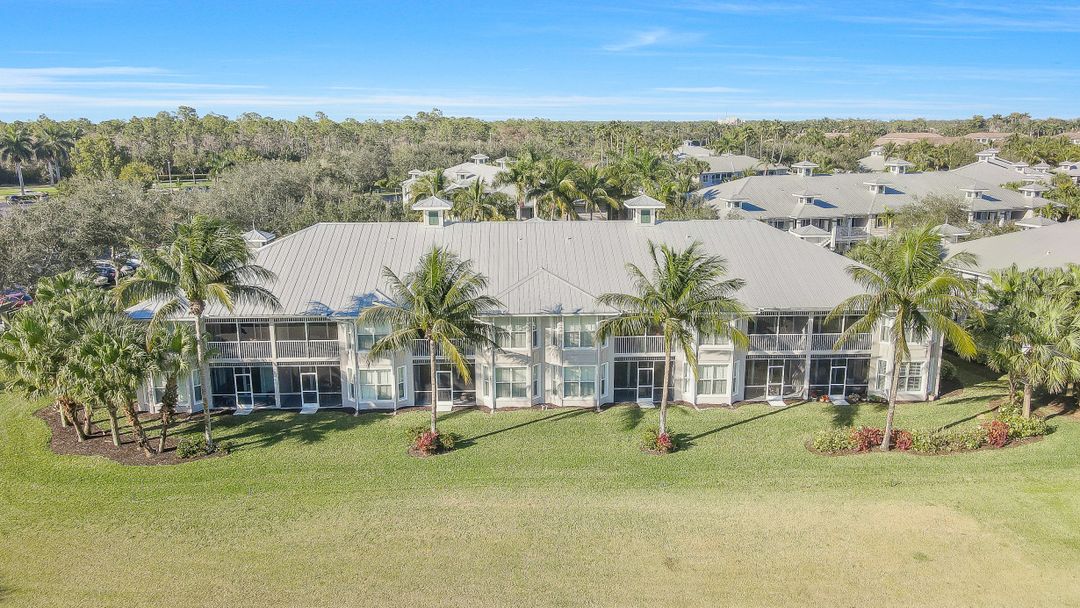 7965 Mahogany Run Ln #312, Naples, FL 34113