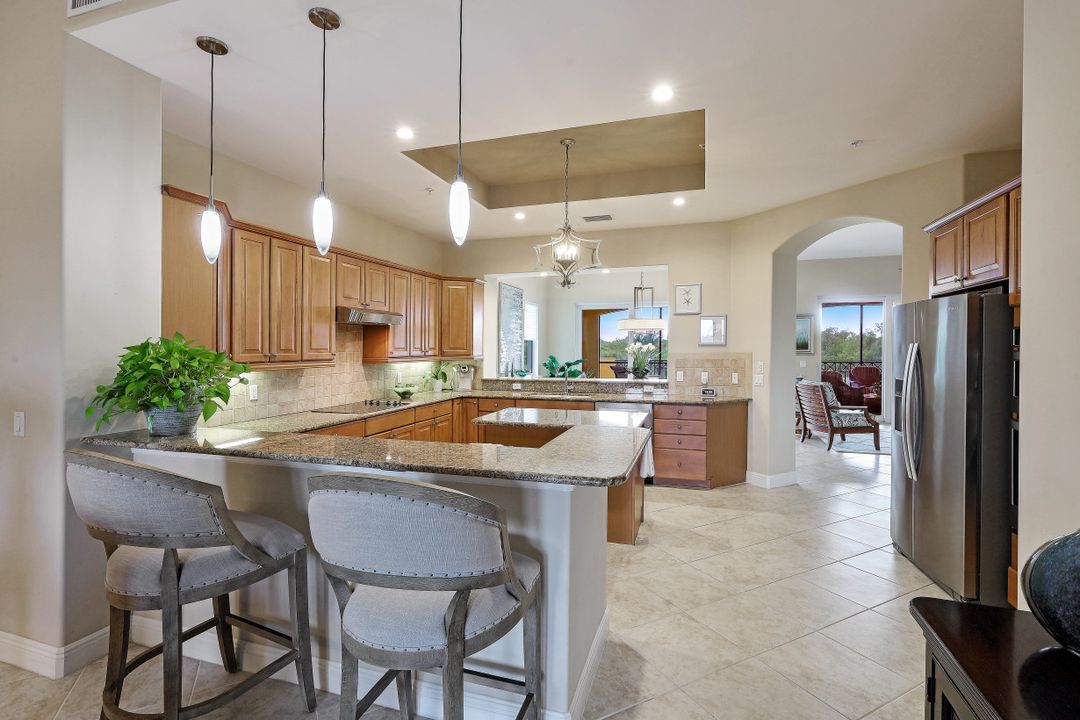 1466 Borghese Ln #201, Naples, FL 34114