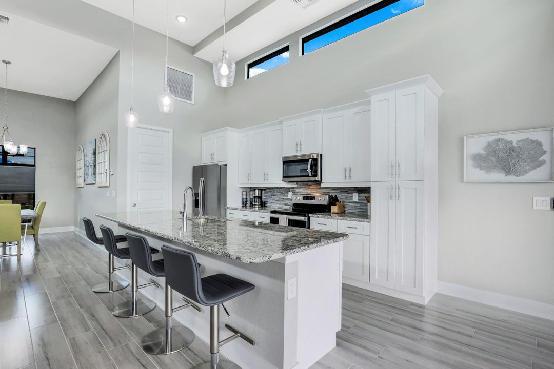 124 SW 38th Terrace, Cape Coral, FL 33914