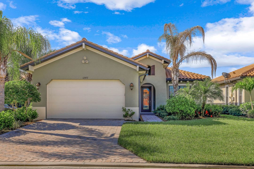 12471 Kentwood Ave, Fort Myers, FL 33913