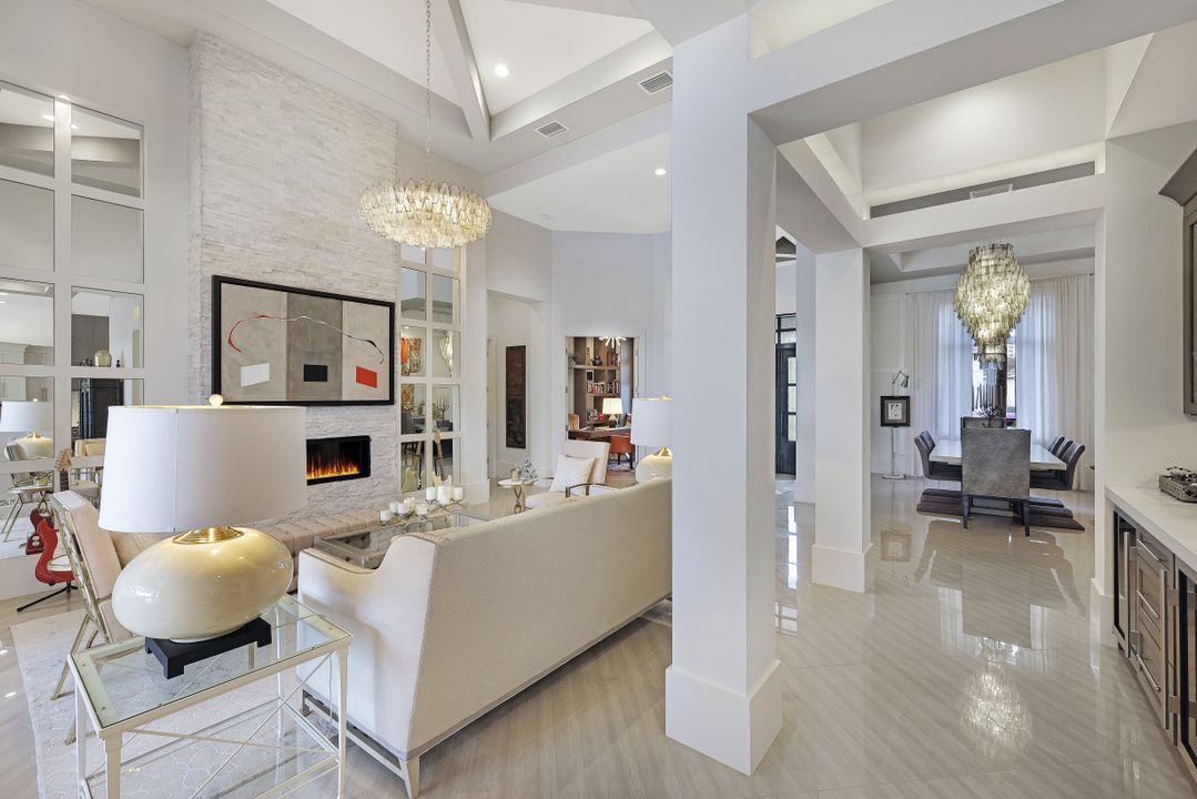 26171 Woodlyn Dr, Bonita Springs, FL 34134