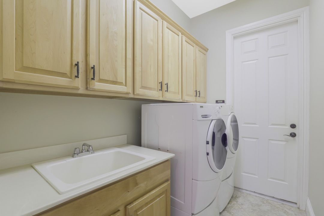 1756 Ludlow Rd, Marco Island, FL 34145