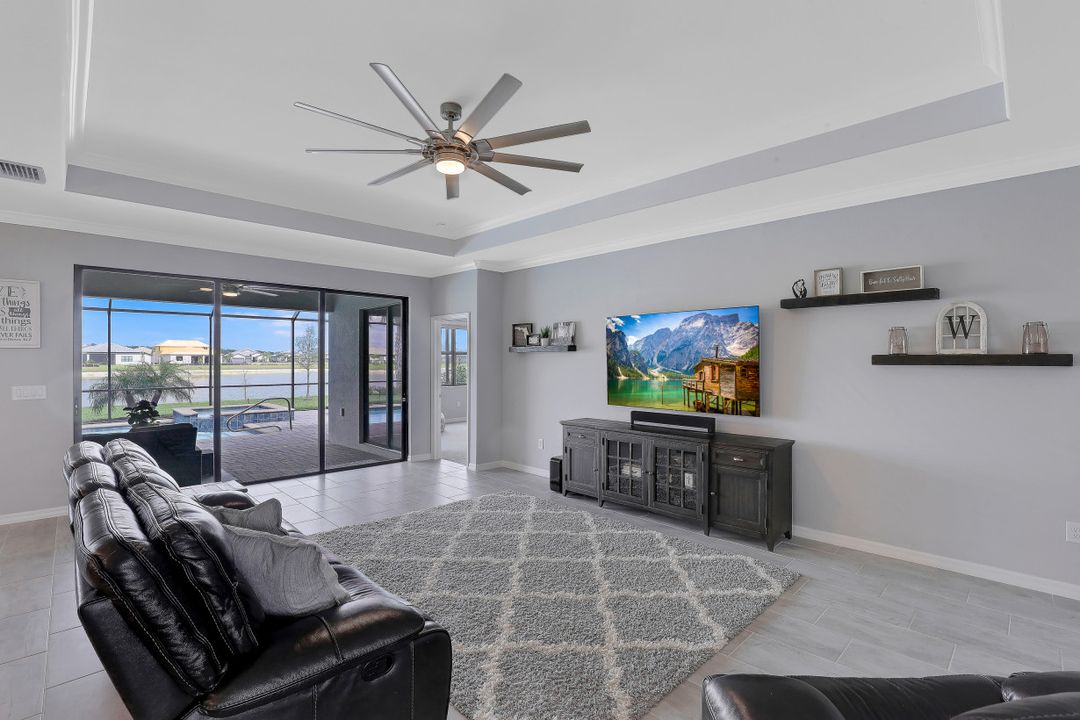 17484 Ashcomb Way, Estero, FL 33928