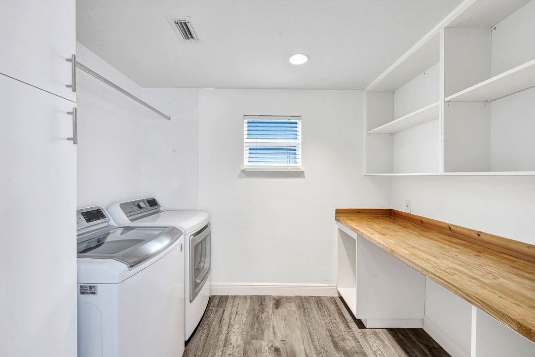 318 Polynesia Ct, Marco Island, FL 34145