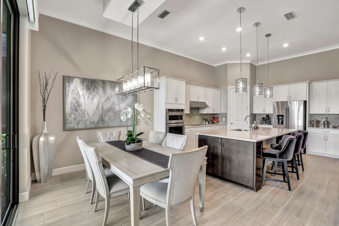 19311 Elston Wy, Estero, FL 33928