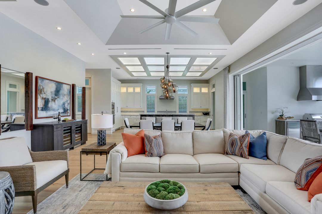 4268 Tarpon Ave, Bonita Springs, FL 34134