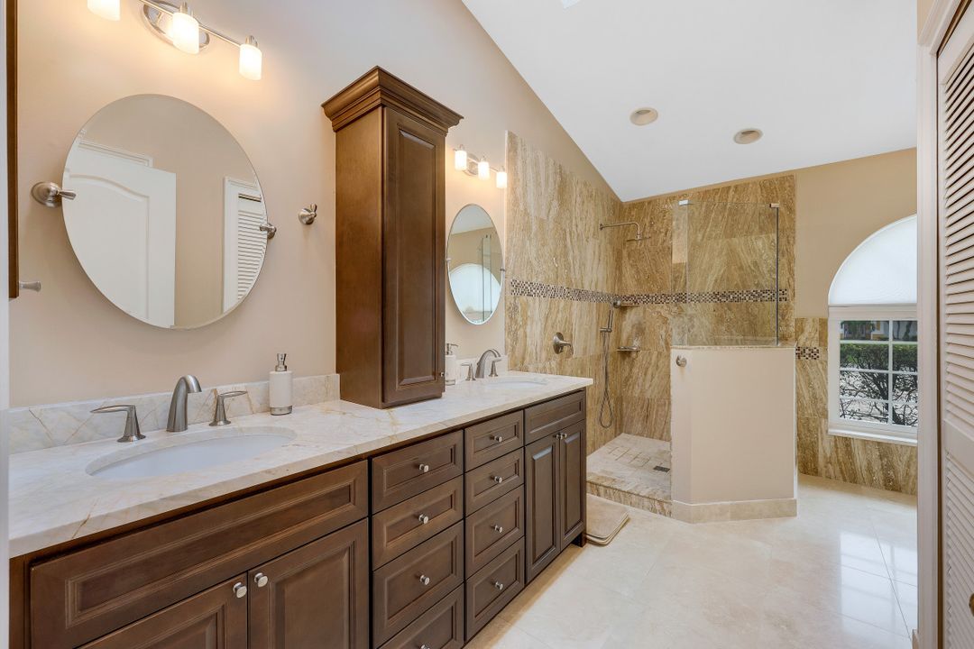 5023 SW 8th Pl, Cape Coral, FL 33914