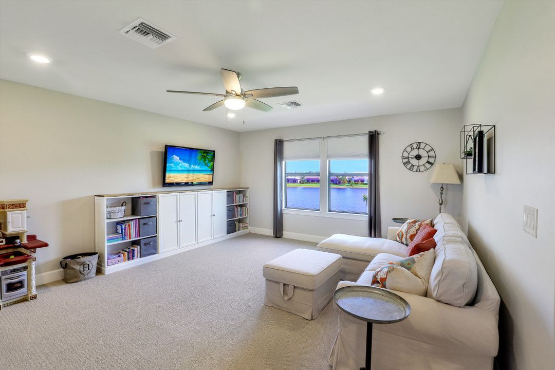 9400 Bramley Terrace, Fort Myers, FL 33967