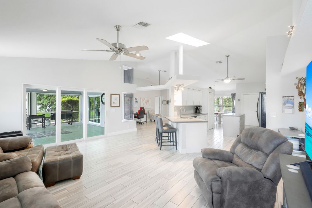 27329 Rue De Paix, Bonita Springs, FL 34135
