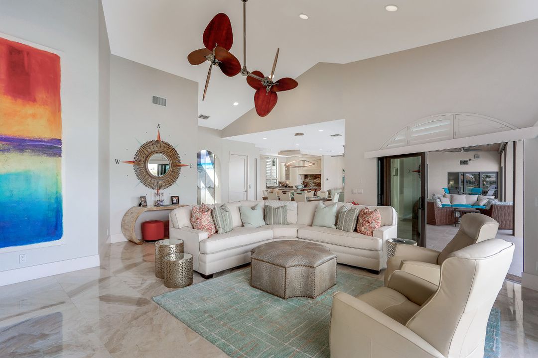 495 Thorpe Ct, Marco Island, FL 34145