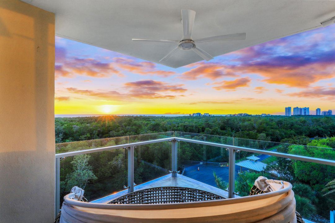 6897 Grenadier Blvd #504, Naples, FL 34108