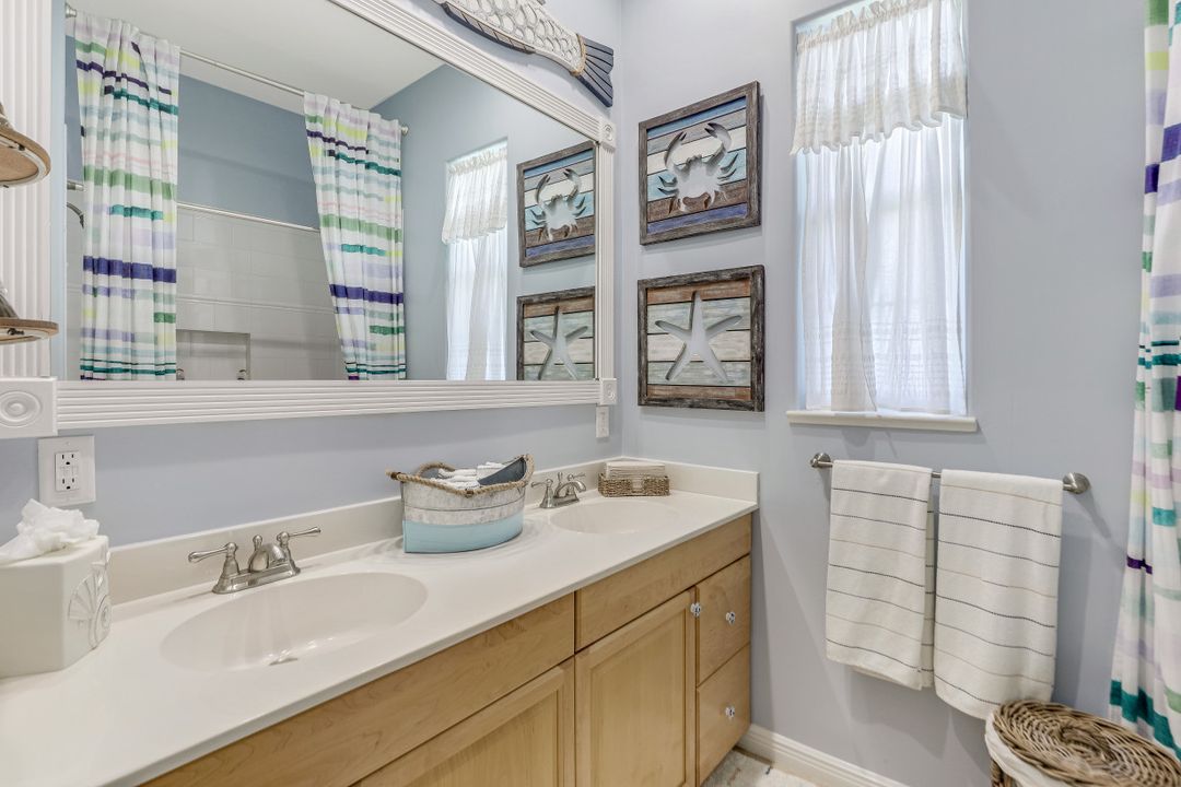 1767 Hummingbird Ct, Marco Island, FL 34145