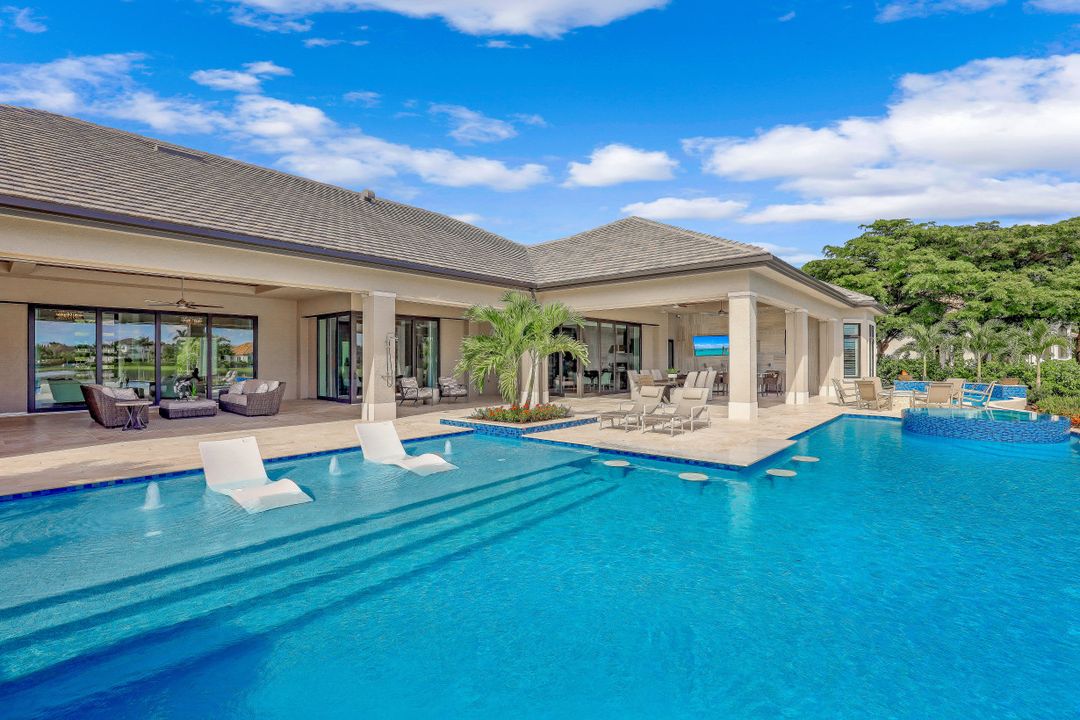 5937 Sunnyslope Dr, Naples, FL 34119