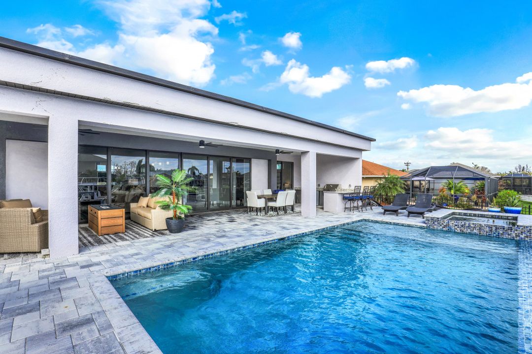 124 SW 38th Terrace, Cape Coral, FL 33914