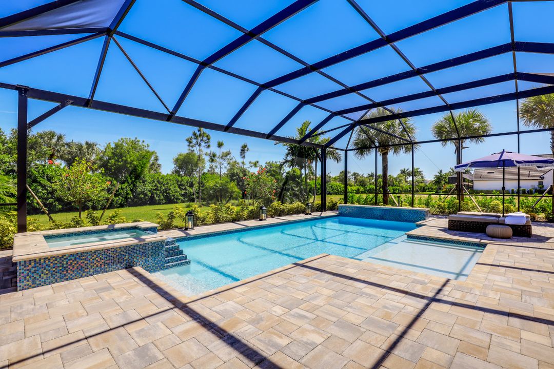 3232 Tavolara Ln, Naples, FL 34114