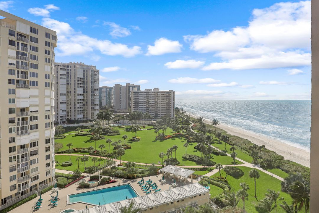 4051 Gulf Shore Blvd N #1105, Naples, FL 34103