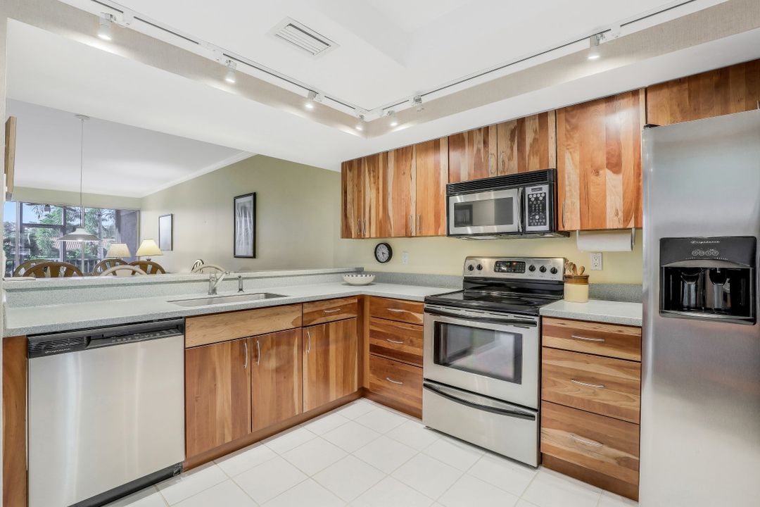 6549 Marissa Loop #21, Naples, FL 34108