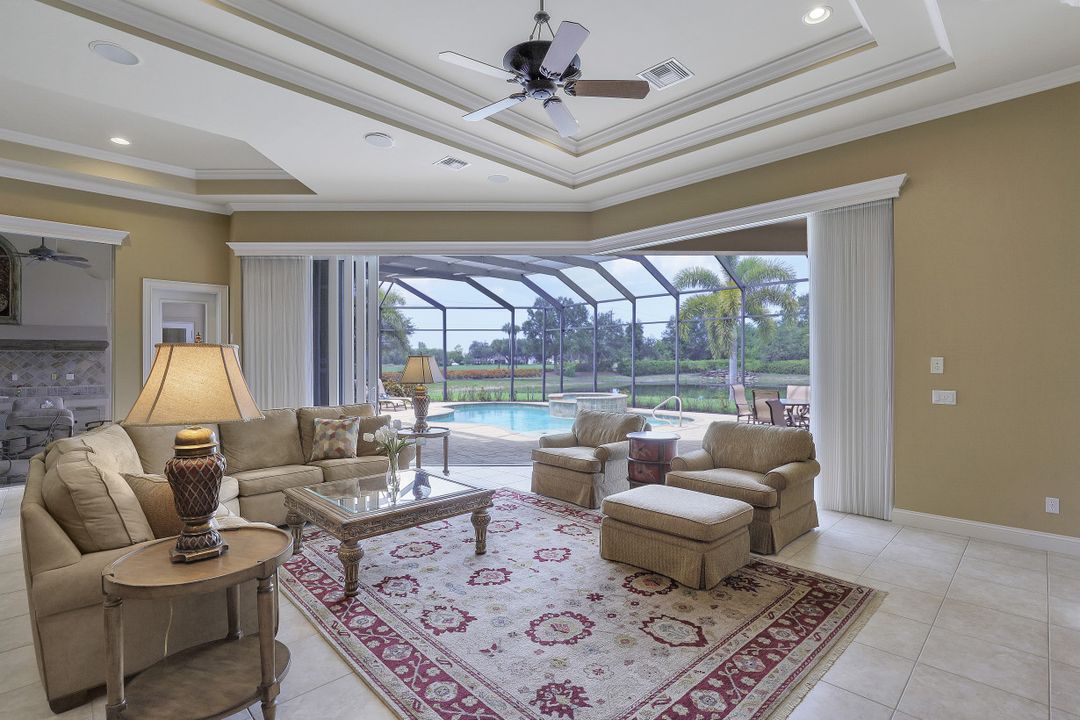 1761 Supreme Ct, Naples, FL 34110