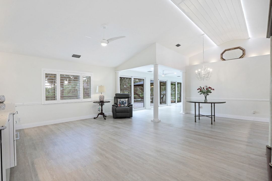 3831 Riviera Cir, Bonita Springs, FL 34134