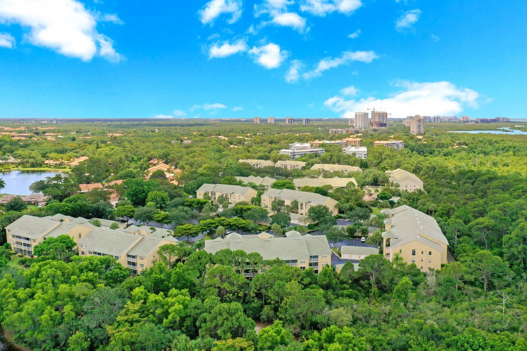 15505 Cedarwood Ln #204, Naples, FL 34110