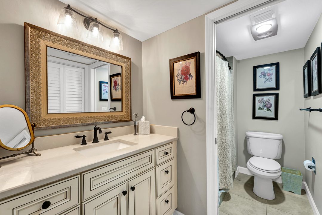 1617 Spoonbill Ln, Naples, FL 34105