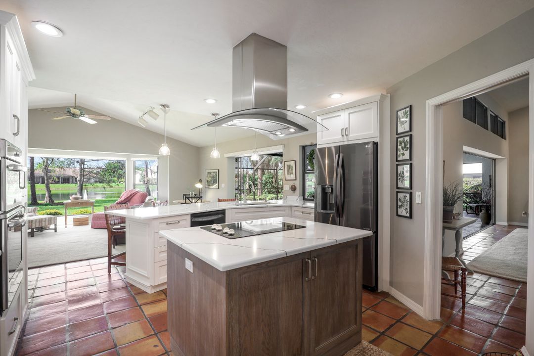 381 Henley Dr, Naples, FL 34104