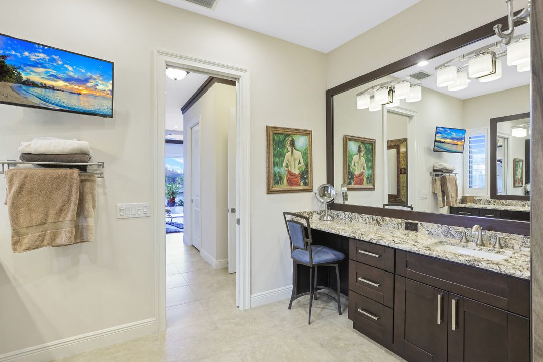 128 NW 39th Ave, Cape Coral, FL 33993