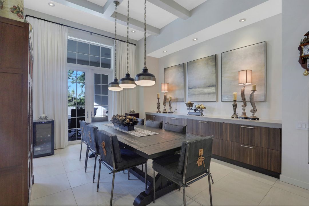 3255 Tavolara Ln, Naples, FL 34114