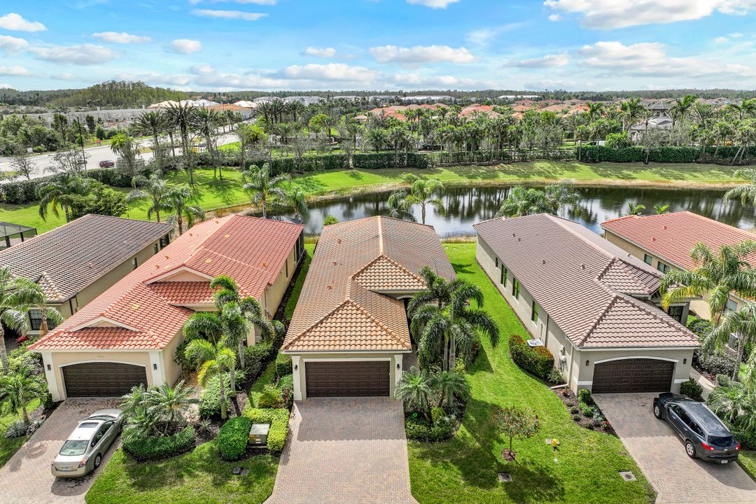 11558 Meadowrun Cir, Fort Myers, FL 33913