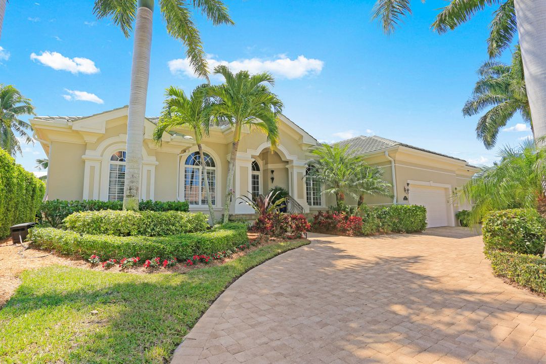 1160 Marlin Ct, Marco Island, FL 34145