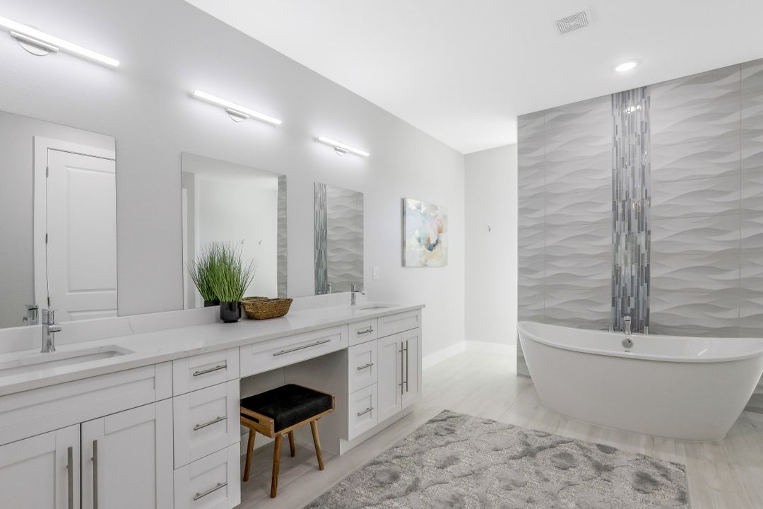 1001 SW 37th St, Cape Coral, FL 33914