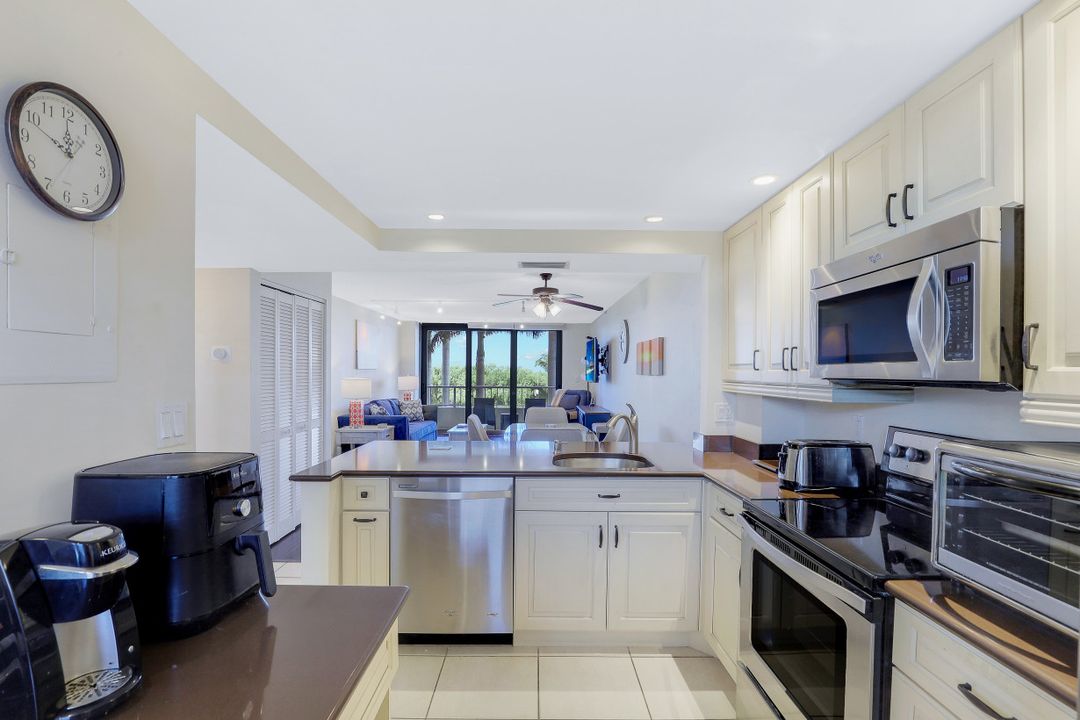 380 Seaview Ct #202, Marco Island, FL 34145