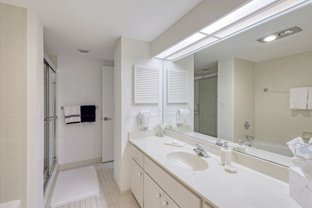 3100 Gulf Shore Blvd N #501, Naples, FL 34103