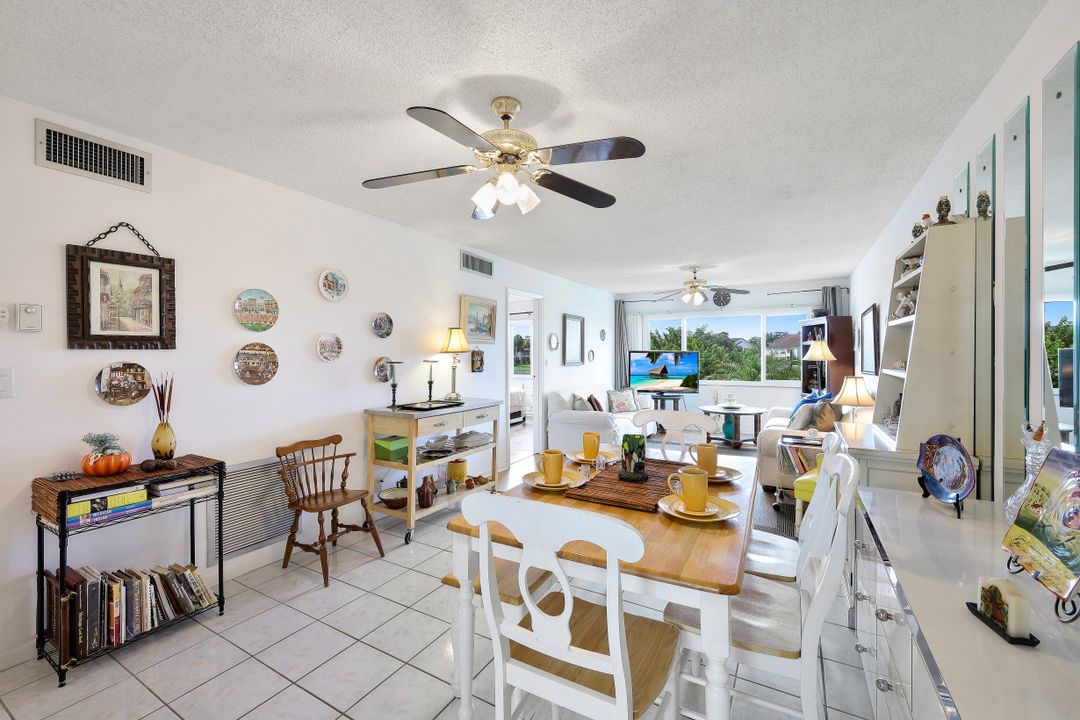 1010 Manatee Rd #B201, Naples, FL 34114