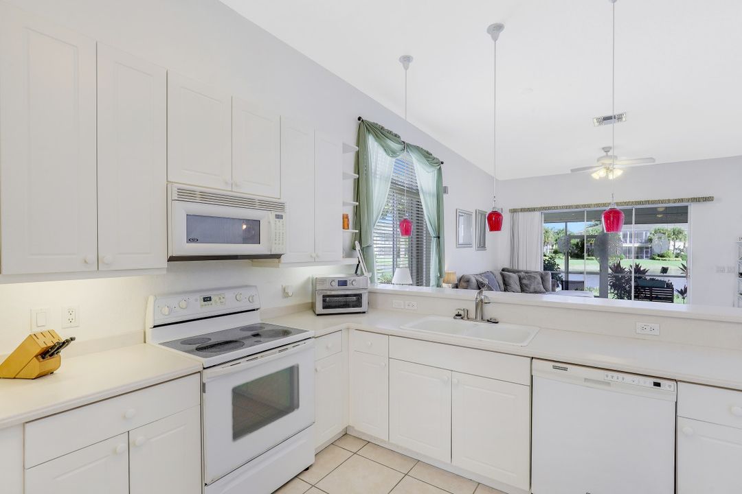 9290 Paseo De Valencia St, Fort Myers, FL 33908