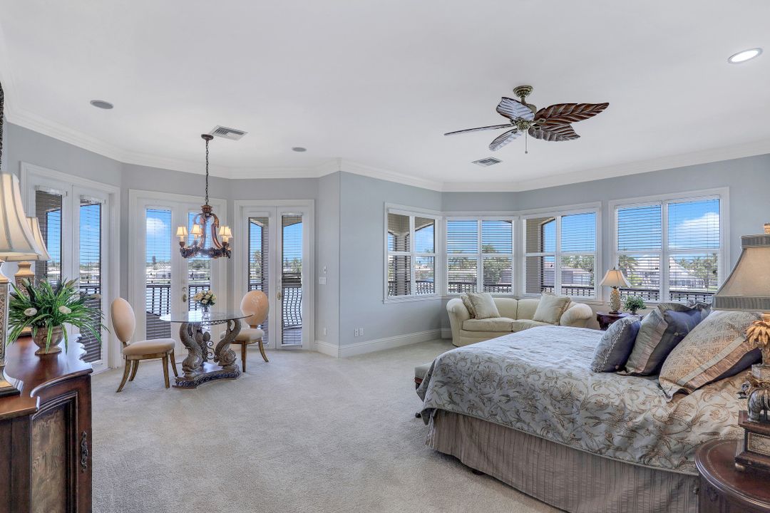 1404 Butterfield Ct, Marco Island, FL 34145