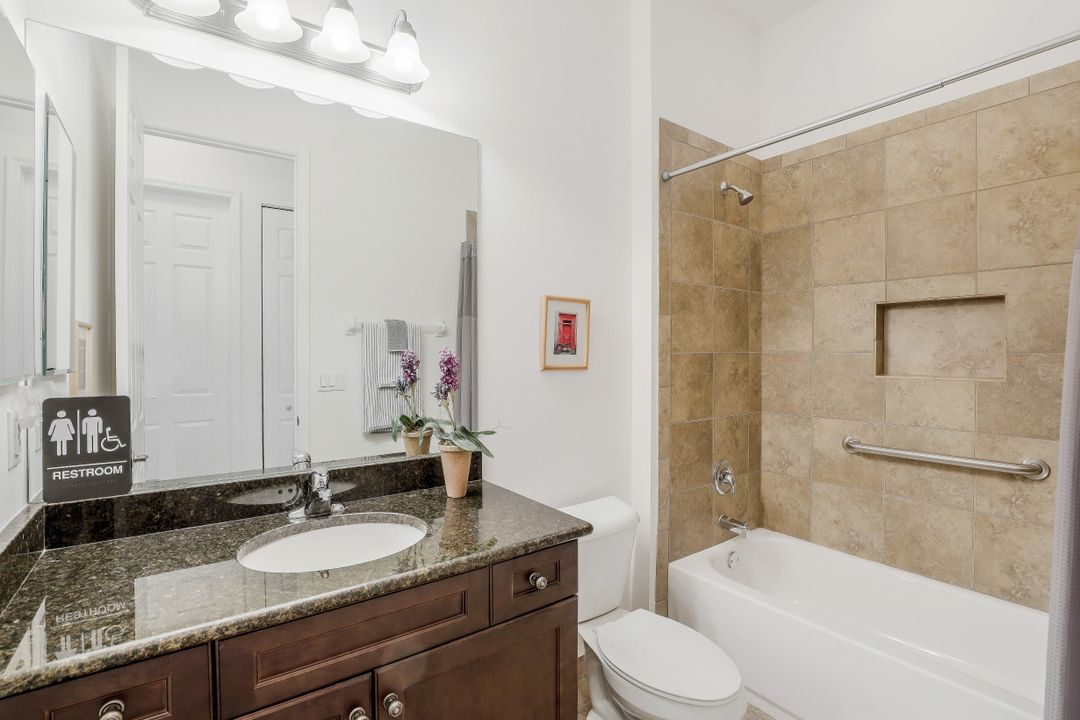 2797 Cinnamon Bay Cir, Naples, FL 34119