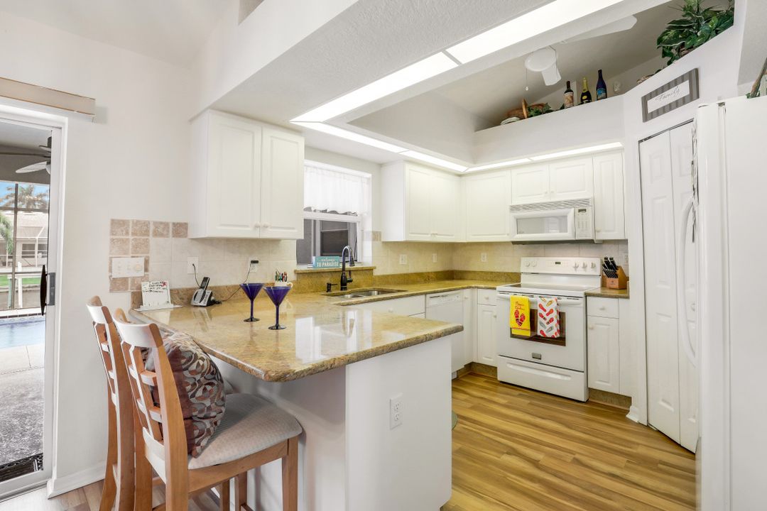 202 SW 37th Terrace, Cape Coral, FL 33914