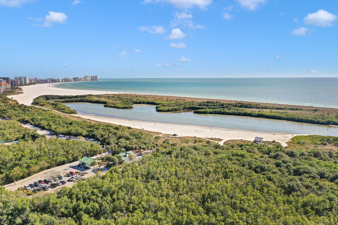 389 Colonial Ave, Marco Island, FL 34145