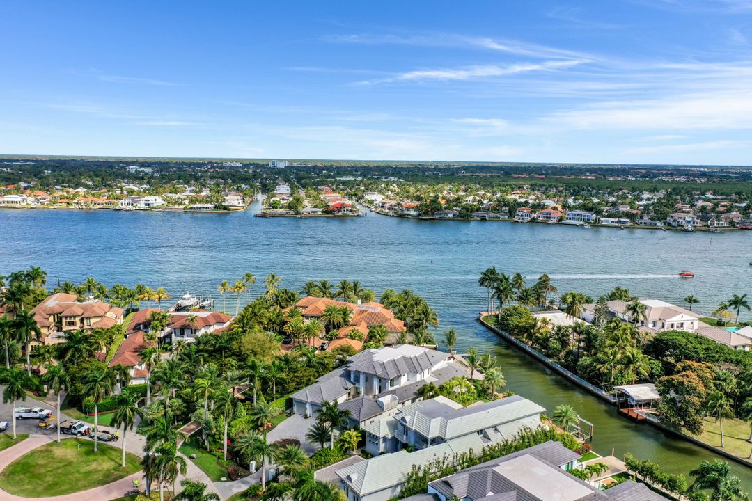 940 17th Ave S, Naples, FL 34102